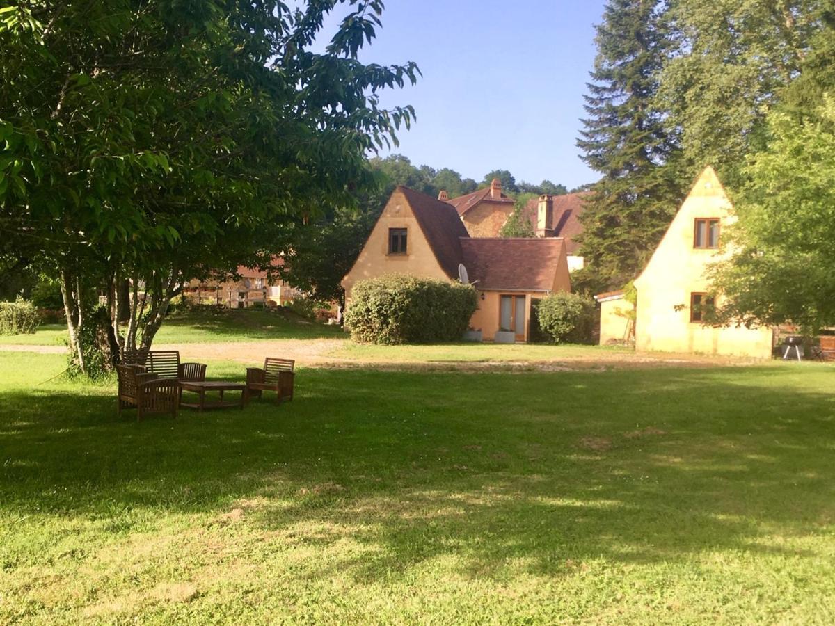 Le Moulin Aux Ans Villa Archignac Exterior photo